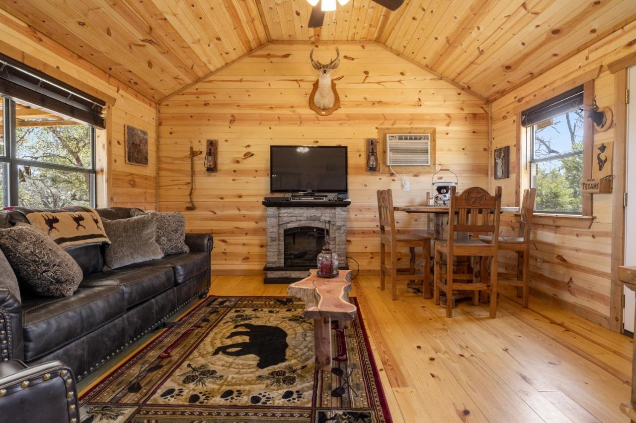 River'S Sky View Lodge Фредеріксбург Екстер'єр фото